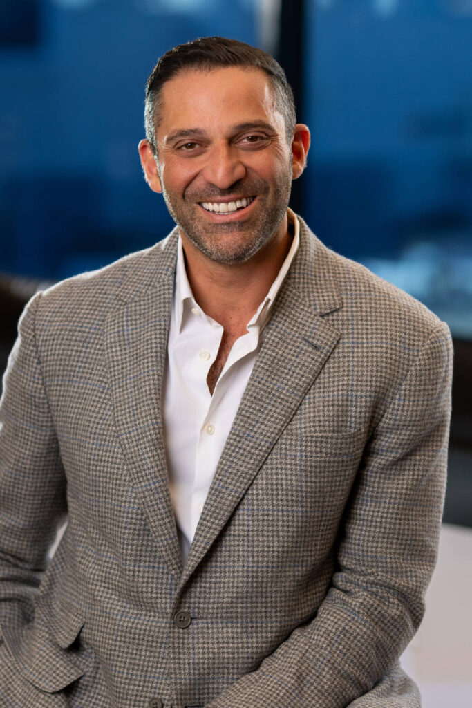 Dr. Farzin Kabaei
